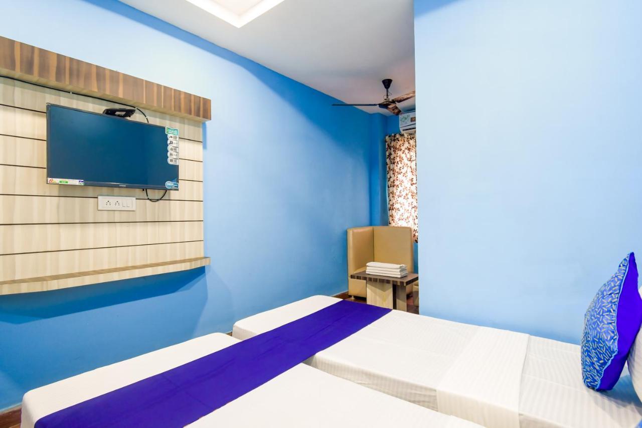 Hotel Blue Abedin Kolkata Exterior photo